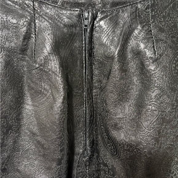Ecco Nancy Lord Vintage Black Leather Paisley Pattern Mini Skirt - Picture 5 of 8